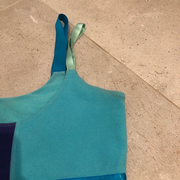 Lululemon Organic Cotton Tank - Picture 4 of 8